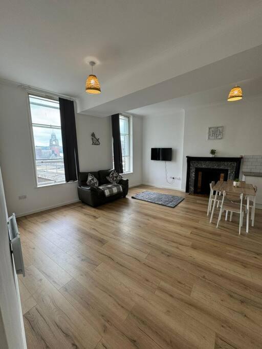 Spacious Flat In Sheffield City Center Gs304 Exterior photo